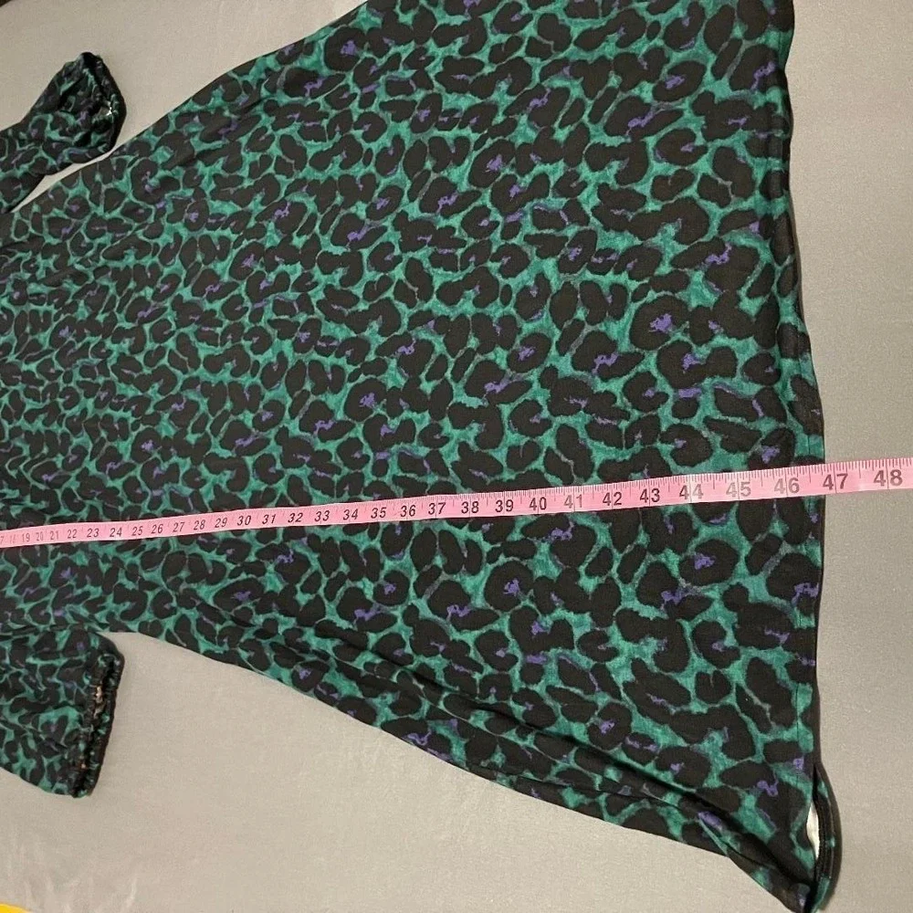 NWT J.Jill Medium Green Black Leopard Print Maxi Shift Dress Long Sleeve Size M